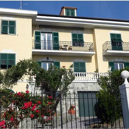 Bed & Breakfast Art&kitchen Savona