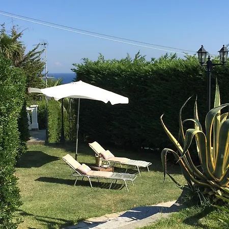 Bed and Breakfast Art&kitchen Σαβόνα